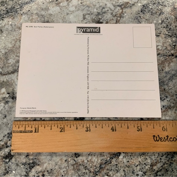 BOB MARLEY POST CARD licensed Pyramid England 1999 - Picture 2 of 2